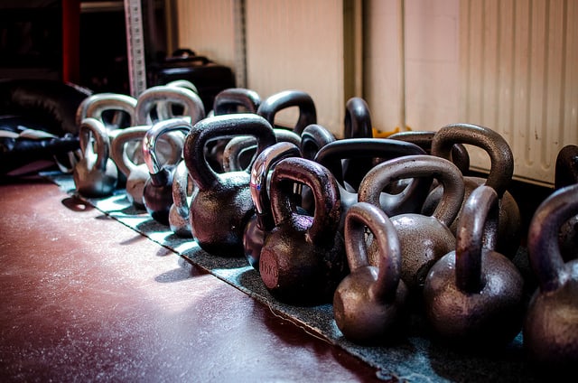 best workouts to gain muscle - kettlebells