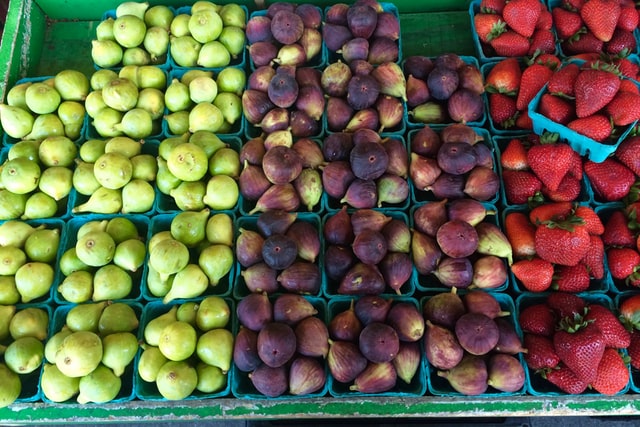 Shop at farmer's markets for locally sourced food